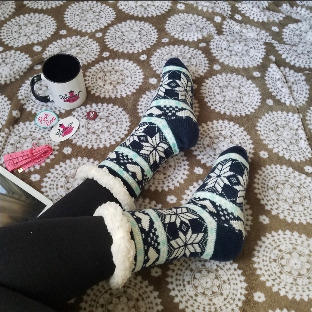 🎉HP🎉Sherpa Slipper Socks